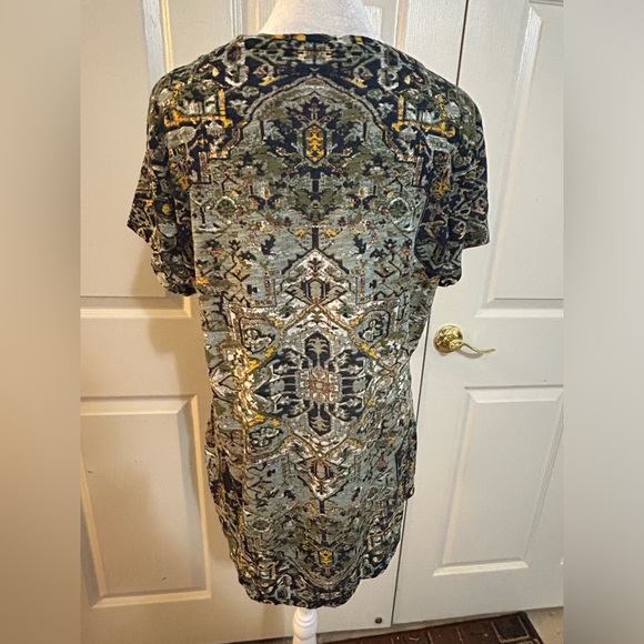 Lucky Brand pretty & comfy tee, size Large - Picture 4 of 5